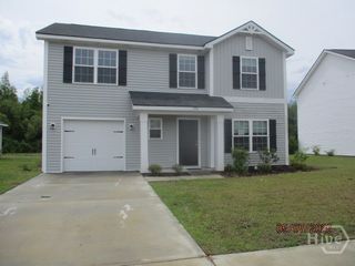 196 Brightleaf Circle, Hinesville, GA 31313