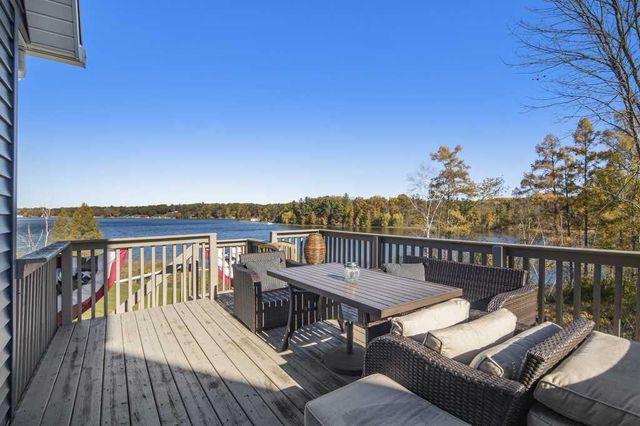 5909 E 92nd Street, Newaygo, MI 49337