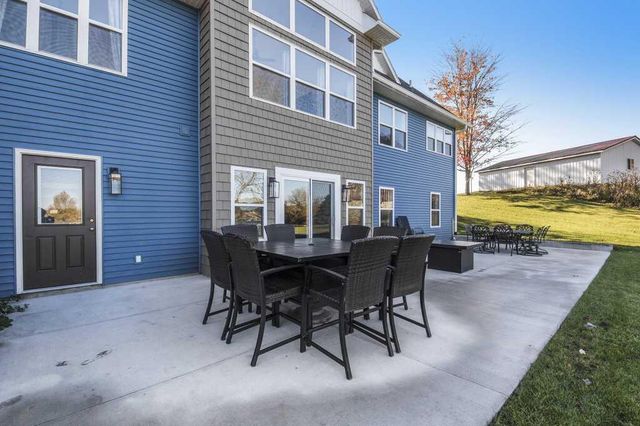 5909 E 92nd Street, Newaygo, MI 49337