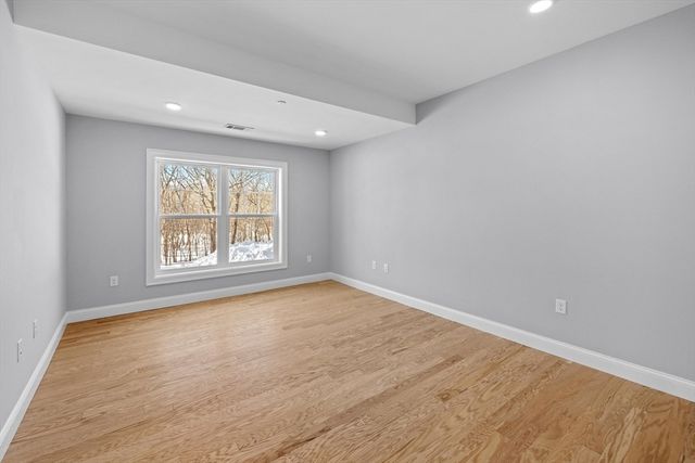 485 Blue Hills Parkway 10, Milton, MA 02186