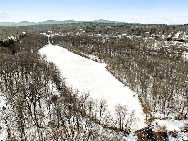 485 Blue Hills Parkway 10, Milton, MA 02186