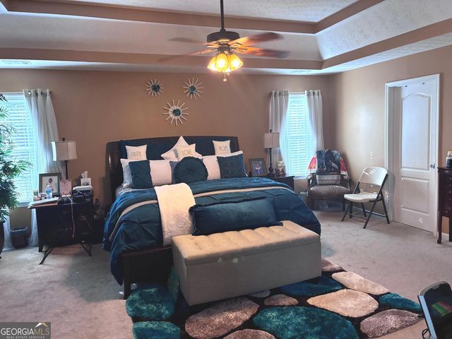 4323 Grove Lake Street, Loganville, GA 30052