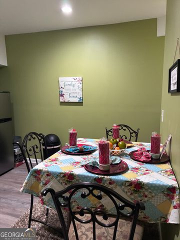 4323 Grove Lake Street, Loganville, GA 30052