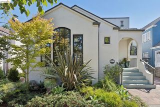 6628 Chabot Rd, Oakland, CA 94618