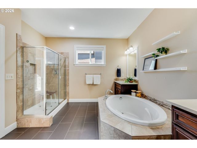 14317 Se VISTA HEIGHTS St, Happy Valley, OR 97086