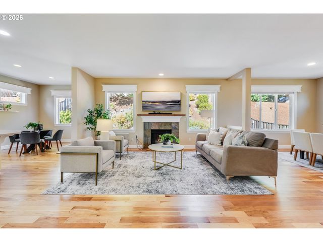 14317 Se VISTA HEIGHTS St, Happy Valley, OR 97086