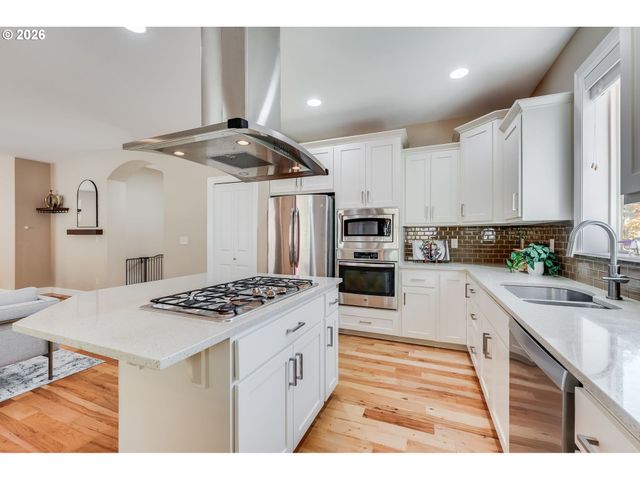 14317 Se VISTA HEIGHTS St, Happy Valley, OR 97086
