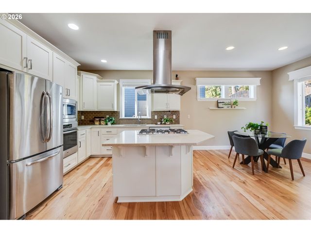 14317 Se VISTA HEIGHTS St, Happy Valley, OR 97086