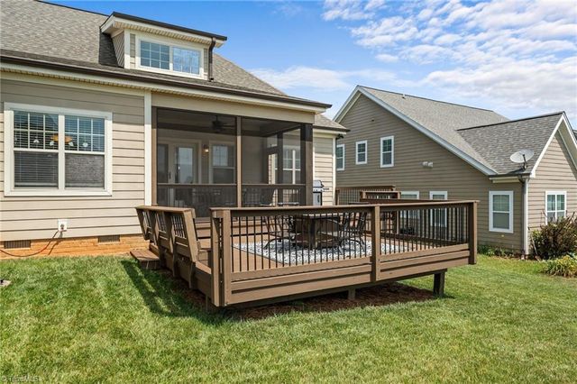 3445 Grandview Crossing Lane, Pfafftown, NC 27040