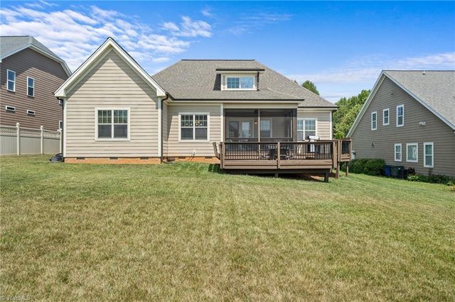 3445 Grandview Crossing Lane, Pfafftown, NC 27040