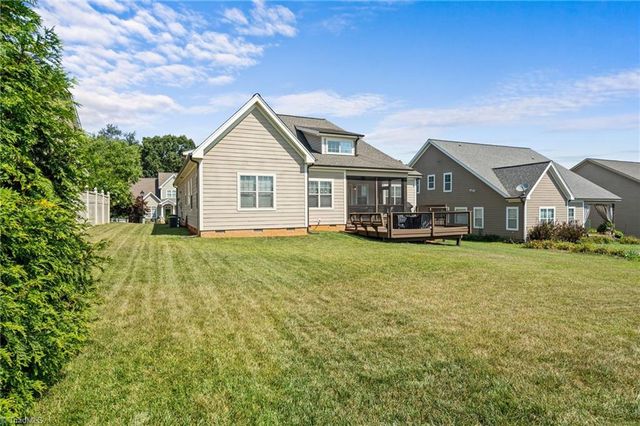 3445 Grandview Crossing Lane, Pfafftown, NC 27040