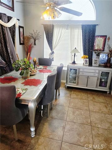 16339 Salinas, Victorville, CA 92394