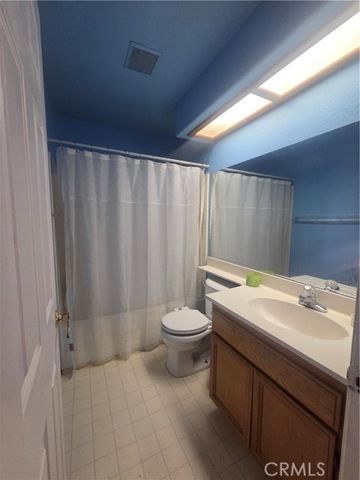 16339 Salinas, Victorville, CA 92394