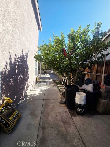 16339 Salinas, Victorville, CA 92394