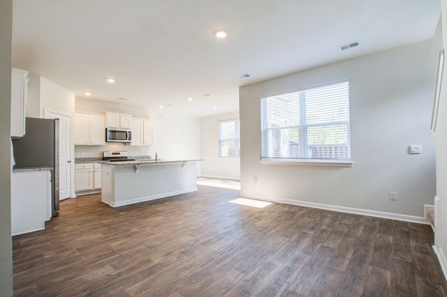 827 Kirby Court, Charleston, SC 29414