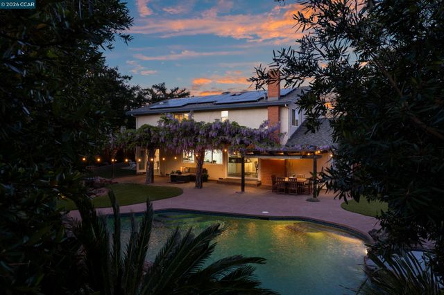 583 Santander Drive, San Ramon, CA 94583