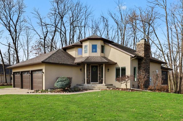 2011 Knollpoint Drive Ne, Ada Twp, MI 49301