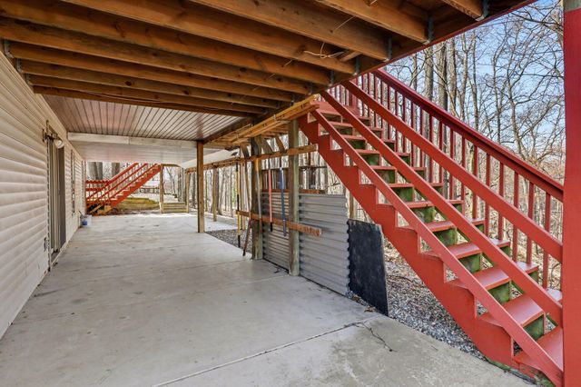 2011 Knollpoint Drive Ne, Ada Twp, MI 49301