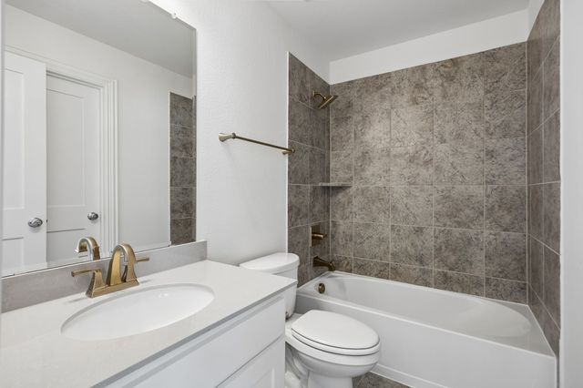 256 Golden Run Drive, Fate, TX 75189
