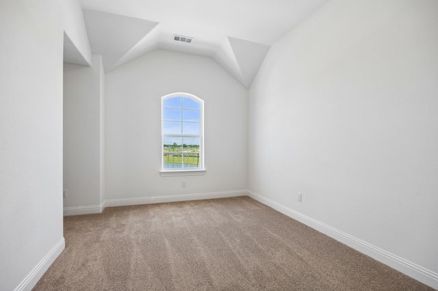 256 Golden Run Drive, Fate, TX 75189