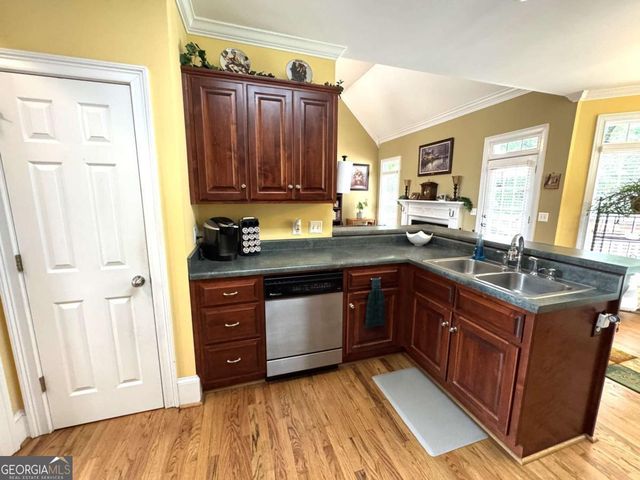 390 Lakeland Drive, Athens, GA 30607