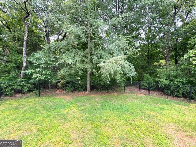 390 Lakeland Drive, Athens, GA 30607