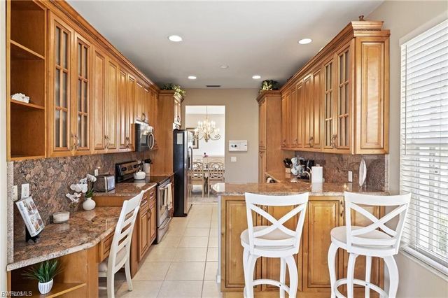 10005 Sky View WAY # 2108, Fort Myers, FL 33913