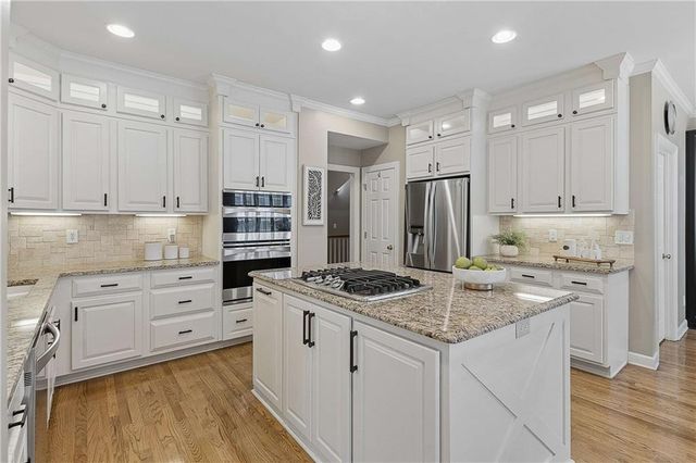 7744 Georgetown Chase, Roswell, GA 30075
