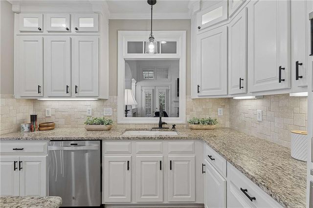7744 Georgetown Chase, Roswell, GA 30075