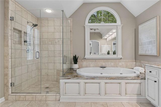 7744 Georgetown Chase, Roswell, GA 30075