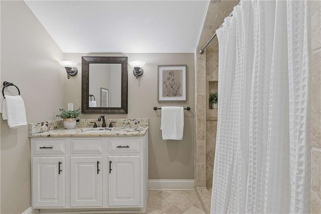 7744 Georgetown Chase, Roswell, GA 30075