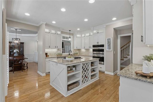 7744 Georgetown Chase, Roswell, GA 30075
