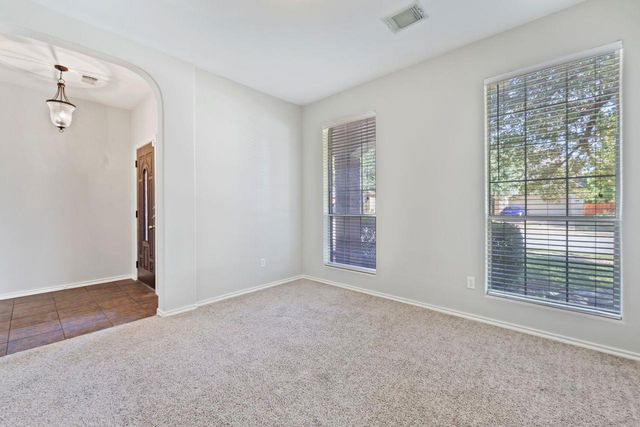 3721 Pine Needle CIR, Round Rock, TX 78681