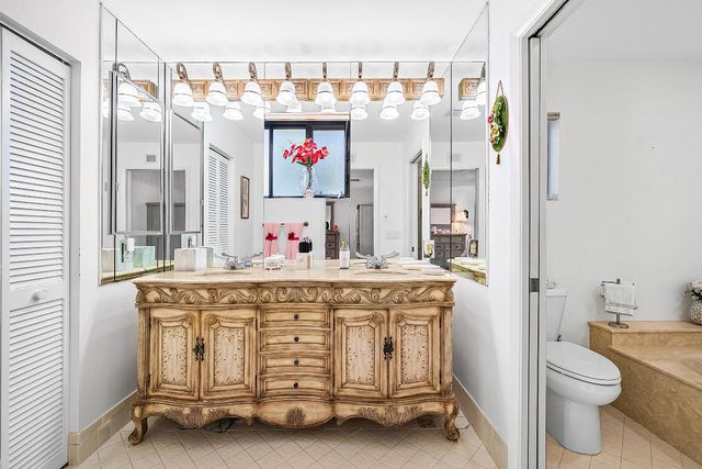 6858 Fountains Circle, Lake Worth, FL 33467