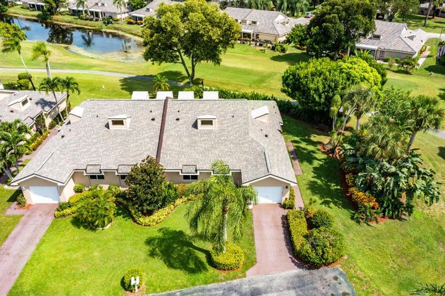 6858 Fountains Circle, Lake Worth, FL 33467