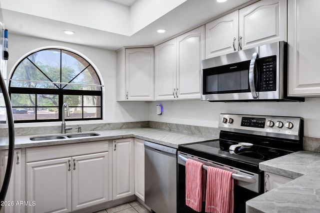 700 E MESQUITE Circle N226, Tempe, AZ 85288