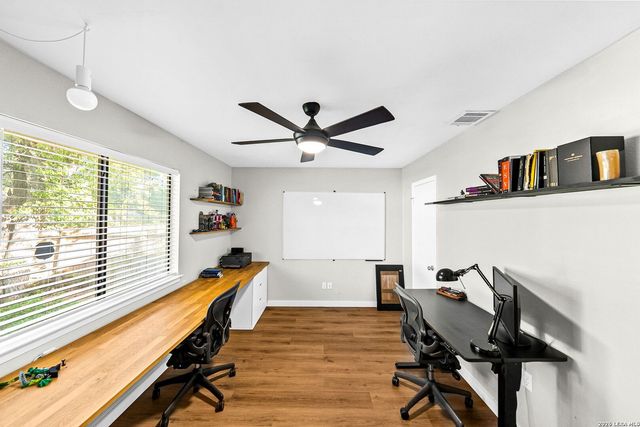 7275 FLAMING FOREST ST, San Antonio, TX 78250