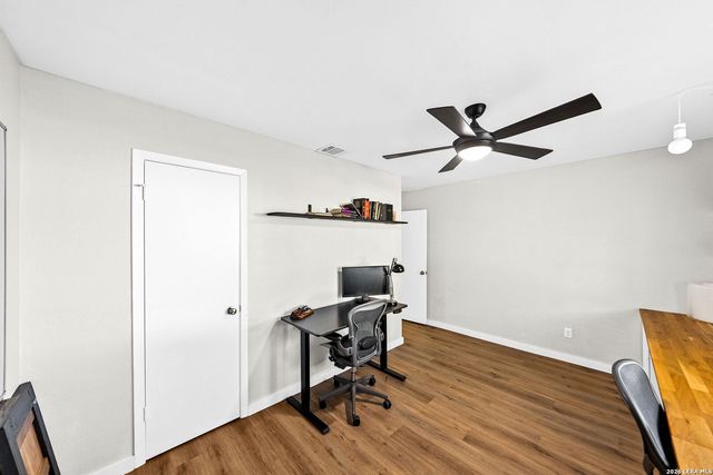7275 FLAMING FOREST ST, San Antonio, TX 78250