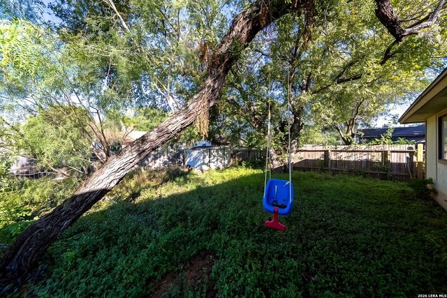 7275 FLAMING FOREST ST, San Antonio, TX 78250
