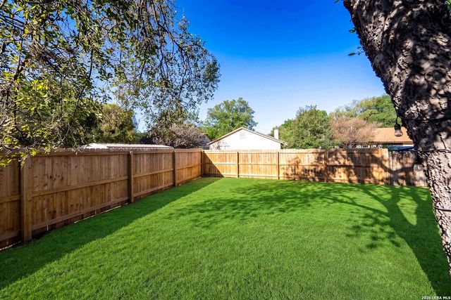 7275 FLAMING FOREST ST, San Antonio, TX 78250