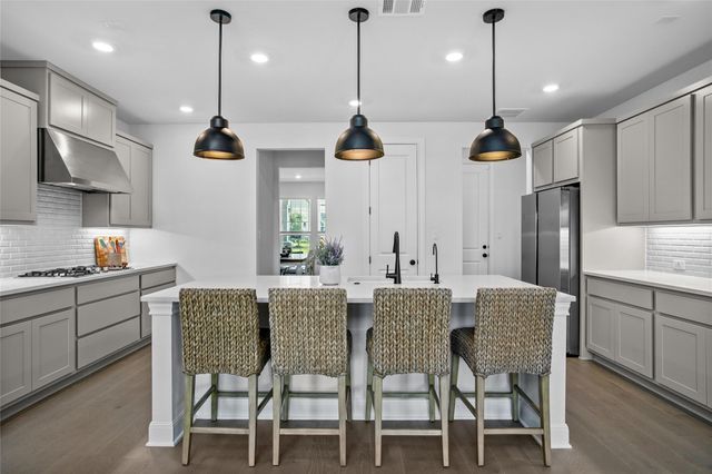 707 Two Creeks LN, Austin, TX 78737