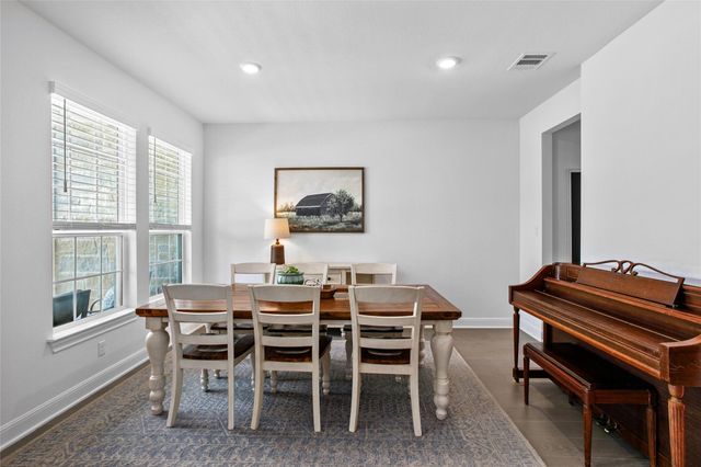 707 Two Creeks LN, Austin, TX 78737