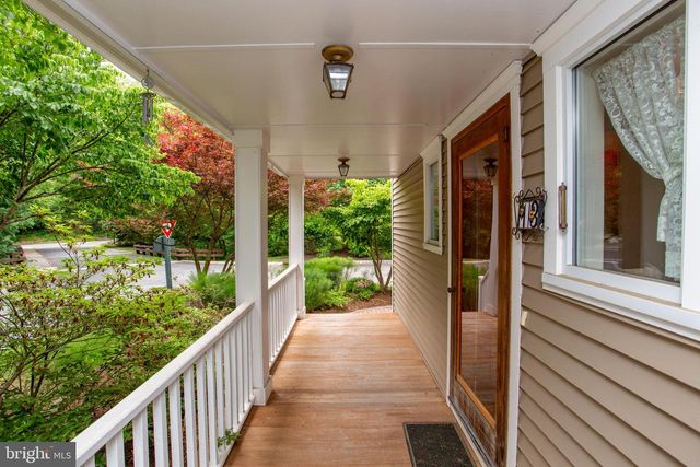 13 ROCK CREEK WOODS, Lambertville, NJ 08530