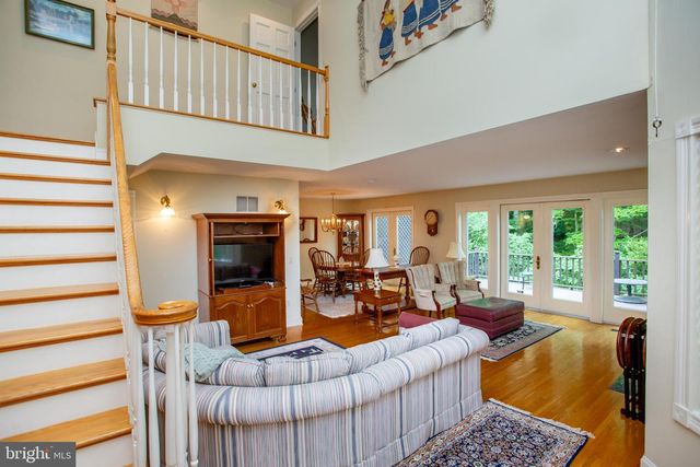 13 ROCK CREEK WOODS, Lambertville, NJ 08530