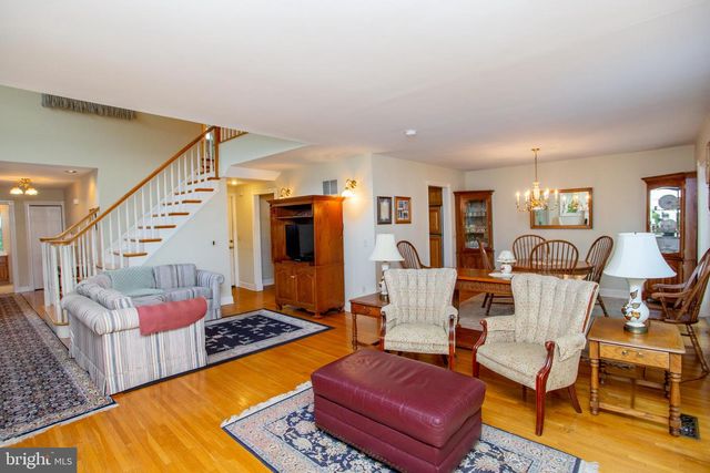 13 ROCK CREEK WOODS, Lambertville, NJ 08530
