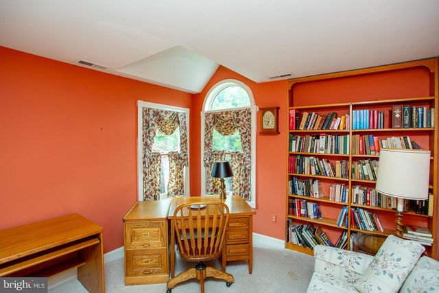 13 ROCK CREEK WOODS, Lambertville, NJ 08530