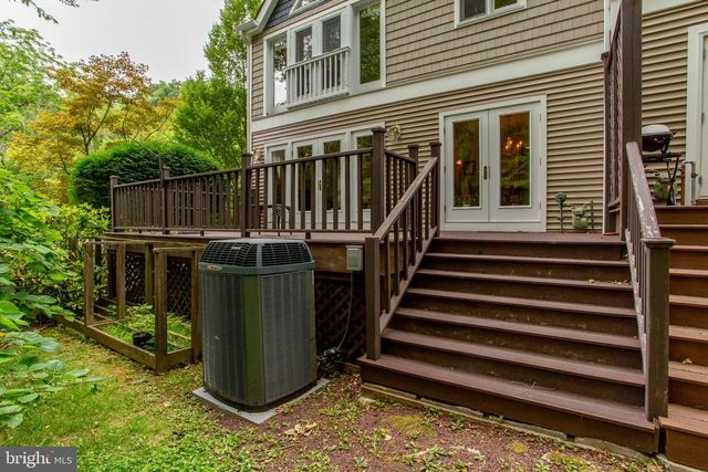 13 ROCK CREEK WOODS, Lambertville, NJ 08530