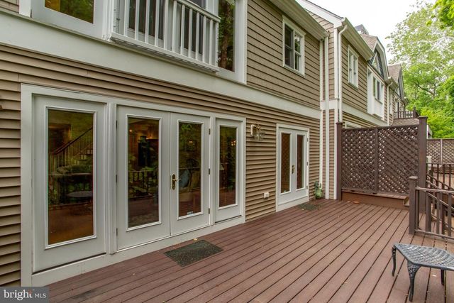 13 ROCK CREEK WOODS, Lambertville, NJ 08530