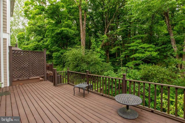 13 ROCK CREEK WOODS, Lambertville, NJ 08530