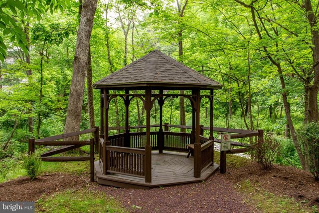 13 ROCK CREEK WOODS, Lambertville, NJ 08530